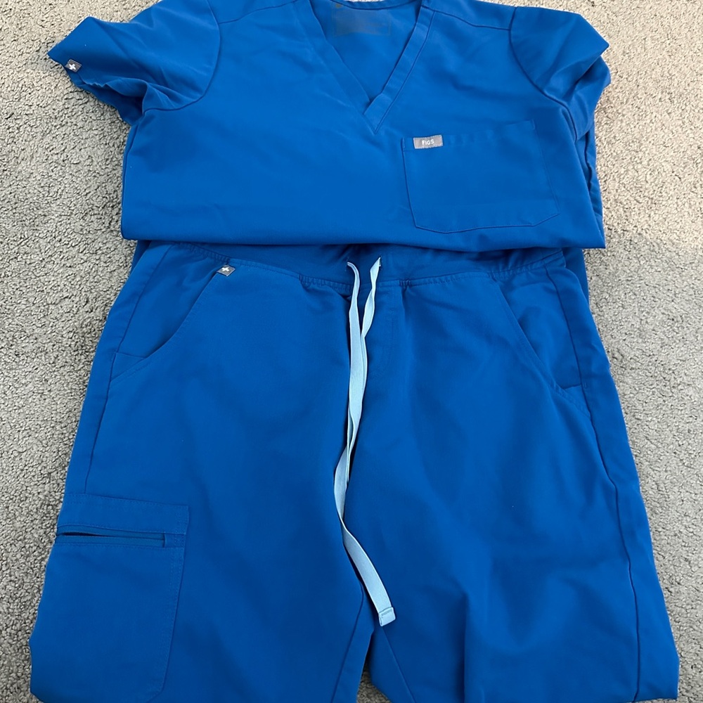 Figs Blue Women’s Medium Tall and Small Shirt Jogger Set